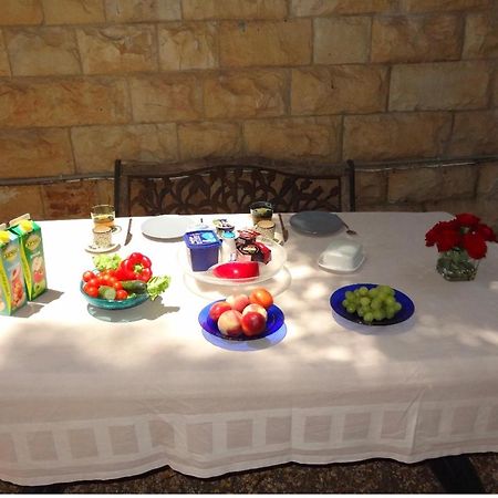 1 Or 2 Rooms With Breakfast And Parking Jeruzalem Buitenkant foto