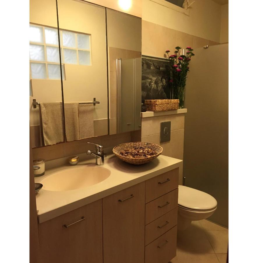1 Or 2 Rooms With Breakfast And Parking Jeruzalem Buitenkant foto